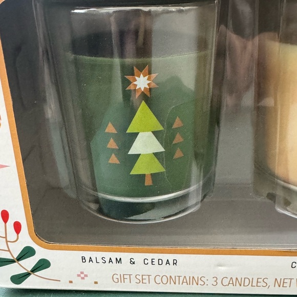 Yankee Candle Holiday Candle Set New in Box! - Picture 5 of 7